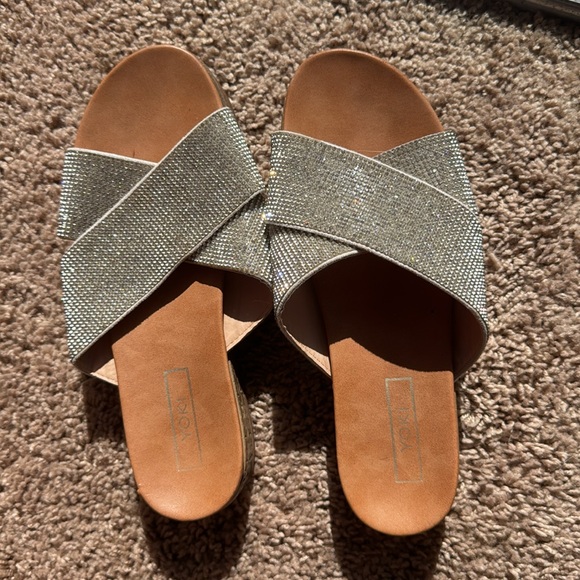 Slide Sandals - Picture 3 of 5